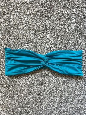 Teal Twist-Front Bikini Top women’s small